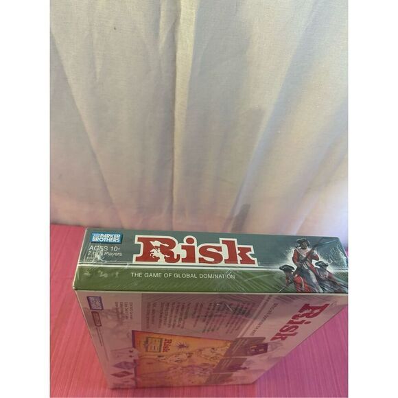 Parkers Brothers Risk board game new Game of Global Domination Age10+ sealed - Picture 3 of 3
